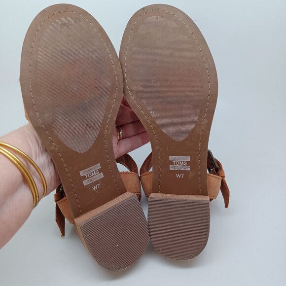 Toms Shoes Open Toe Sandal Heels Brown Sling Back Low Block Heel Womens 7 - Picture 13 of 14